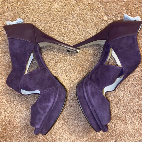 Michael Kors Elena Cross Heel - Picture 3 of 9